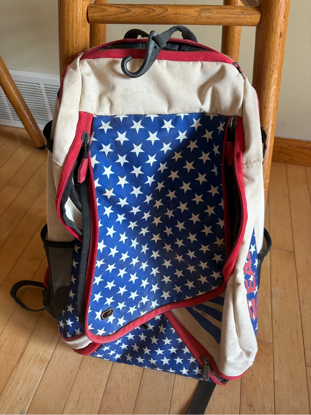 Easton Stars Stripes Baseball Softball Bat Backpack Bag